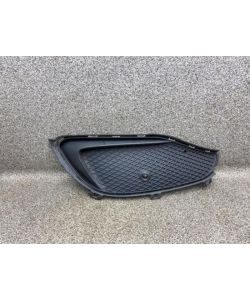 Stoßstange Gitter vorne links A1178857500 Mercedes CLA W117 AMG-Line 16.2020.280