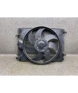 Kühlerlüfter A2049066802 Motorlüfter 190Tkm Mercedes CLA W117 220 D 16.2020.125