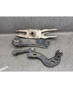 Querlenker hinten rechts A2463500506 190Tkm Mercedes CLA W117 220 D 16.2020.188