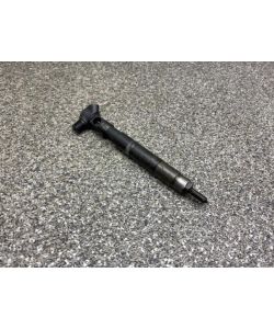 Einspritzdüse A6510702387 def 190Tkm Mercedes CLA W117 220 D 16.2020.332