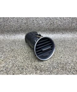 Luftdüse rechts A2048306254 199Tkm Mercedes C-Klasse W204 C180 13.2024.034