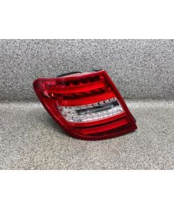 Rückleuchte links def 199Tkm Mercedes W204 T-Modell 13.2024.047