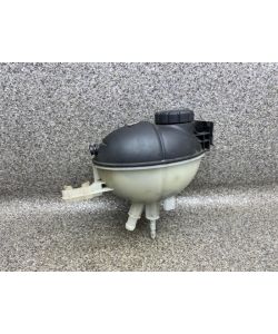 Ausgleichsbehälter A2045000549 212Tkm Mercedes W204 C350 CDI 12.2023.039