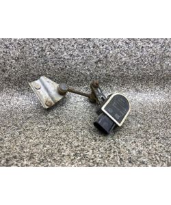 Höhensensor links A0045429918 def 212Tkm Mercedes W204 C350 CDI 12.2023.033