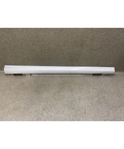 Seitenschweller links Silver Met. 775U A2046900440 Mercedes W204 12.2023.169