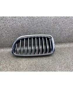 Kühlergrill links 7336477 7340319 Frontgrill def BMW F11 F10 525D 15.2026.118