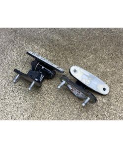 Türscharnier vorne rechts A047058 Mercedes W204 C220 CDI 11.1885.128