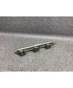 Einspritzleiste rechts A2760704095 178Tkm Mercedes X204 GLK 350 CGI 13.1973.234