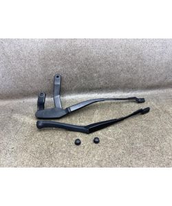 Scheibenwischerarm vorne A2188200744 A2188200844 Mercedes W218 X218 14.1916.075