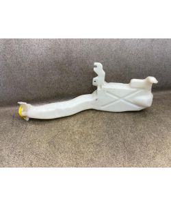 Waschwasserbehälter Wischwasserbehälter Dodge Durango III 5.7 V8 R/T 17.1867.220