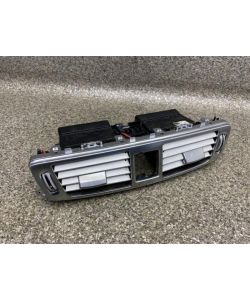 Luftdüse mitte A2188300054  A2188300754 Mercedes CLS W218 X218 14.2007.022