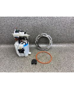 Kraftstoffpumpe A2059052910 A2054704900 103Tkm Mercedes W205 C400 17.2028.168