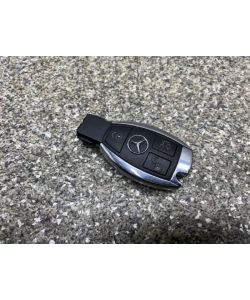 1x Schlüssel Funkschlüssel 103Tkm Mercedes W205 C400 4-Matic 17.2028.020