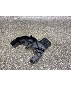 Halter Türschloss vorne rechts A2057230414 Mercedes W205 C400 17.2028.065