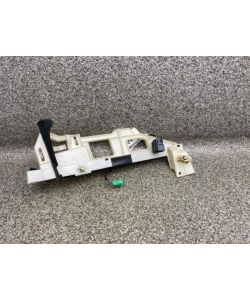 Halterung Türschloss hinten rechts CJ54-A264B22-AE Ford Kuga II DM2 18.2027.084