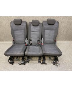 Sitze 2-te Reihe hinten links rechts Sitz 139 Tkm Opel Zafira C 15.1945.212