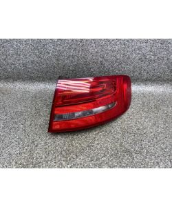 Rückleuchte rechts 8K9945096 Audi A4 B8 8K 1.8 TFSI Avant S-Line 12.2031.030
