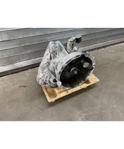 6-Gang Schaltgetriebe 711.649 A2463604201 114Tkm Mercedes W176 A250 16.1930.232