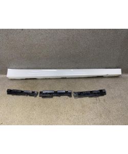 Seitenschweller rechts Alpinweiß 300 def BMW 3er F30 13.1894.183