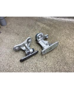 Scharnier Tür vorne rechts 114Tkm Mercedes W176 A250 Sport Facelift 16.1930.176