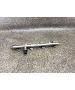 Einspritzleiste A2700701595 Rail 114Tkm Mercedes W176 A250 16.1930.210