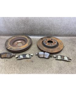 Bremsscheiben vorne 350mm Bremsklötze Dodge Durango III 3 5.7 R/T 17.1867.152