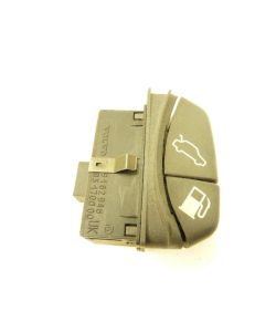 Schalter Tankklappe Kofferraum 9162946 Volvo V70 I S70 