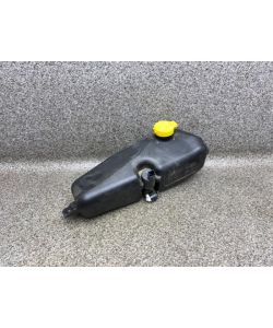 Waschwasserbehälter 289107187R 52Tkm Dacia Duster II SR 1.2 4WD 4X4 18.2036.076