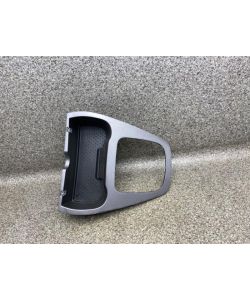 Aschenbecher 76661-21020 145Tkm SsangYong Rodius II AJ 2.2D 16.2035.066