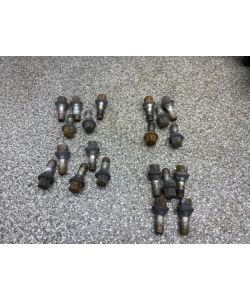 20x Radschrauben Radbolzen 145Tkm SsangYong Rodius II AJ 2.2D 16.2035.013