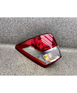 Rückleuchte links 8360121500 83601-21500 SsangYong Rodius II AJ 16.2035.040