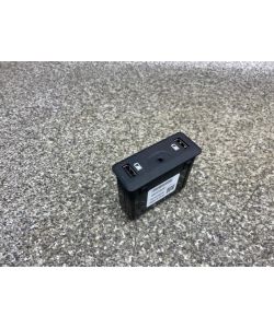 Anschluss Buchse USB AUX 280237850R Renault Talisman RFD 1.6 DCI 18.2038.068