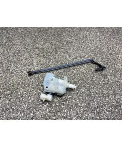 Stellmotor Tankklappe 88350-36000 81Tkm SsangYong Rexton II YK 2.2D 21.2039.198