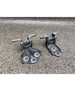 Türscharnier vorne rechts 81Tkm SsangYong Rexton II YK Facelift 21.2039.200