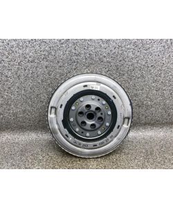 Schwungscheibe A2820302700 Schwungrad 80Tkm Mercedes W177 A250E 21.2042.247