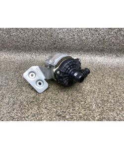 Zusatzwasserpumpe A0005003800 80Tkm Mercedes W177 A250E Hybrid 21.2042.220