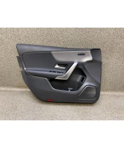 Türverkleidung vorne links A1777201501 A1777201902 Mercedes W177 21.2042.160
