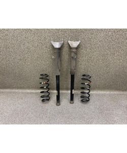 Stoßdämpfer hinten links rechts Federn 80Tkm Mercedes W177 A250E 21.2042.182