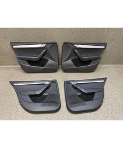 Türverkleidung vorne hinten links rechts Skoda Octavia III 5E Combi 16.2045.082