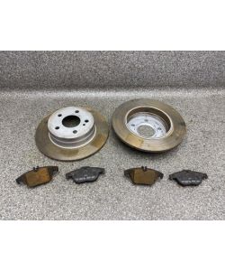 Bremsscheiben hinten links rechts Bremsklötze 275 mm Mercedes W204 13.2024.056