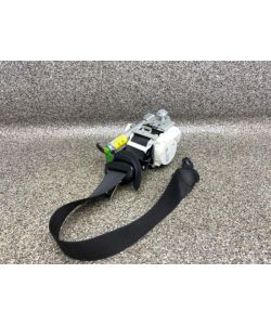 Sicherheitsgurt vorne rechts A2048603686 199Tkm Mercedes W204 C180 13.2024.130