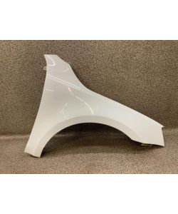 Kotflügel vorne rechts White LF9F def Skoda Octavia III 5E RS 15.2044.060